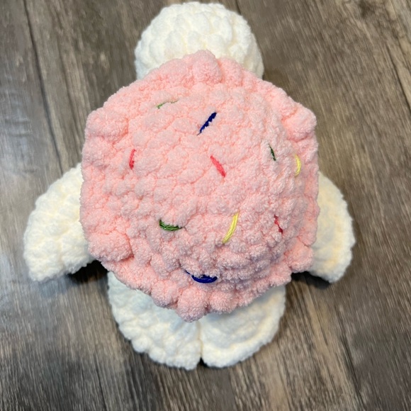 Cupcake Sea Turtle Handcrafted Crochet Plushie in Soft Snuggle Yarn - Picture 3 of 4